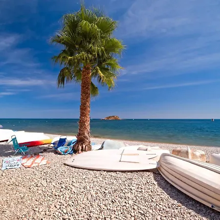 Avalon By Interhome 別荘