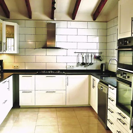 Avalon By Interhome 別荘