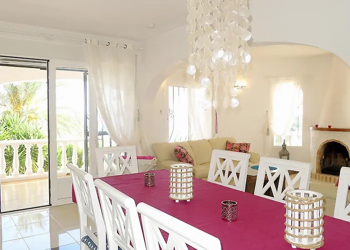Avalon By Interhome Сasa de vacaciones *